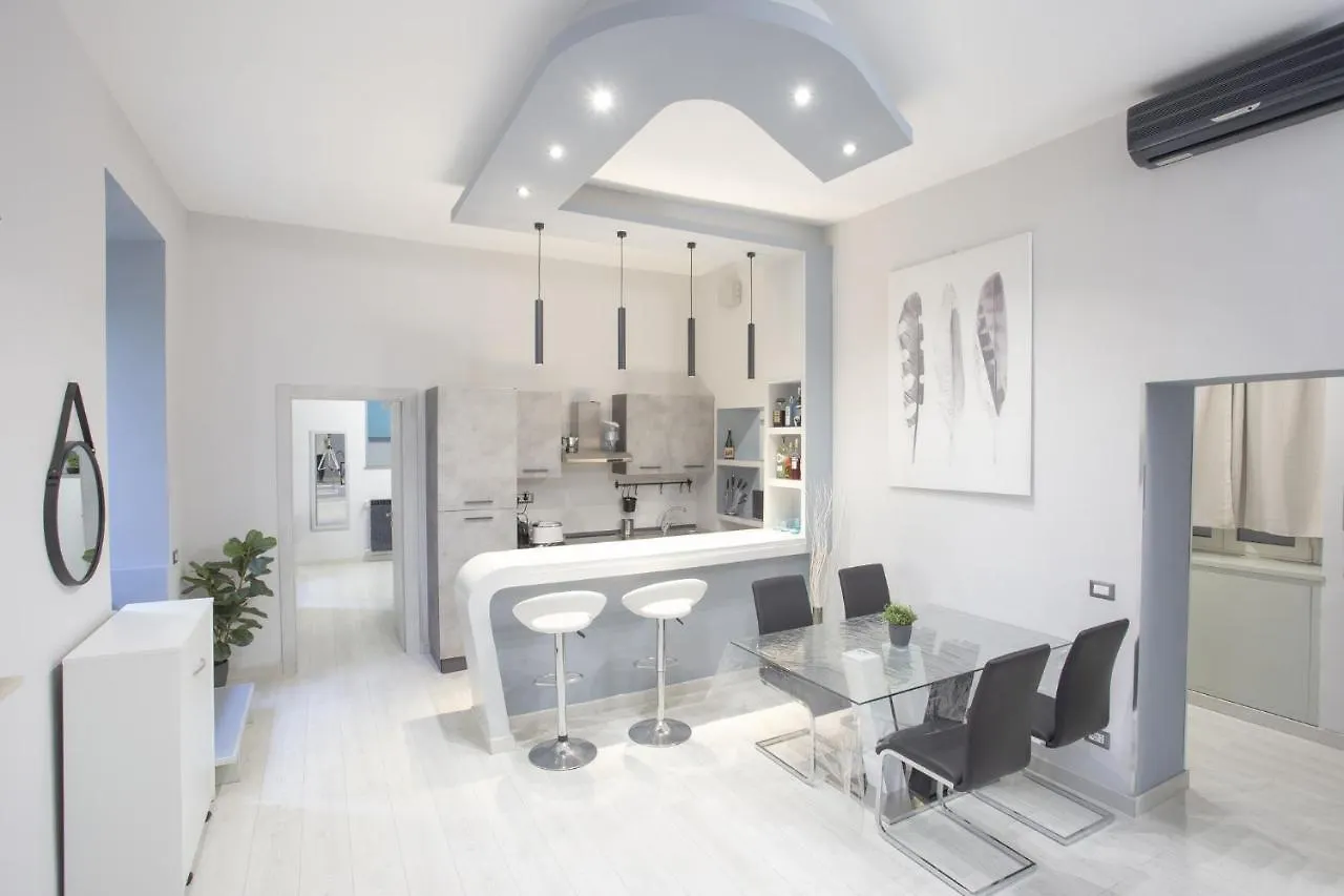 Lounge House Cunfida - San Pietro location